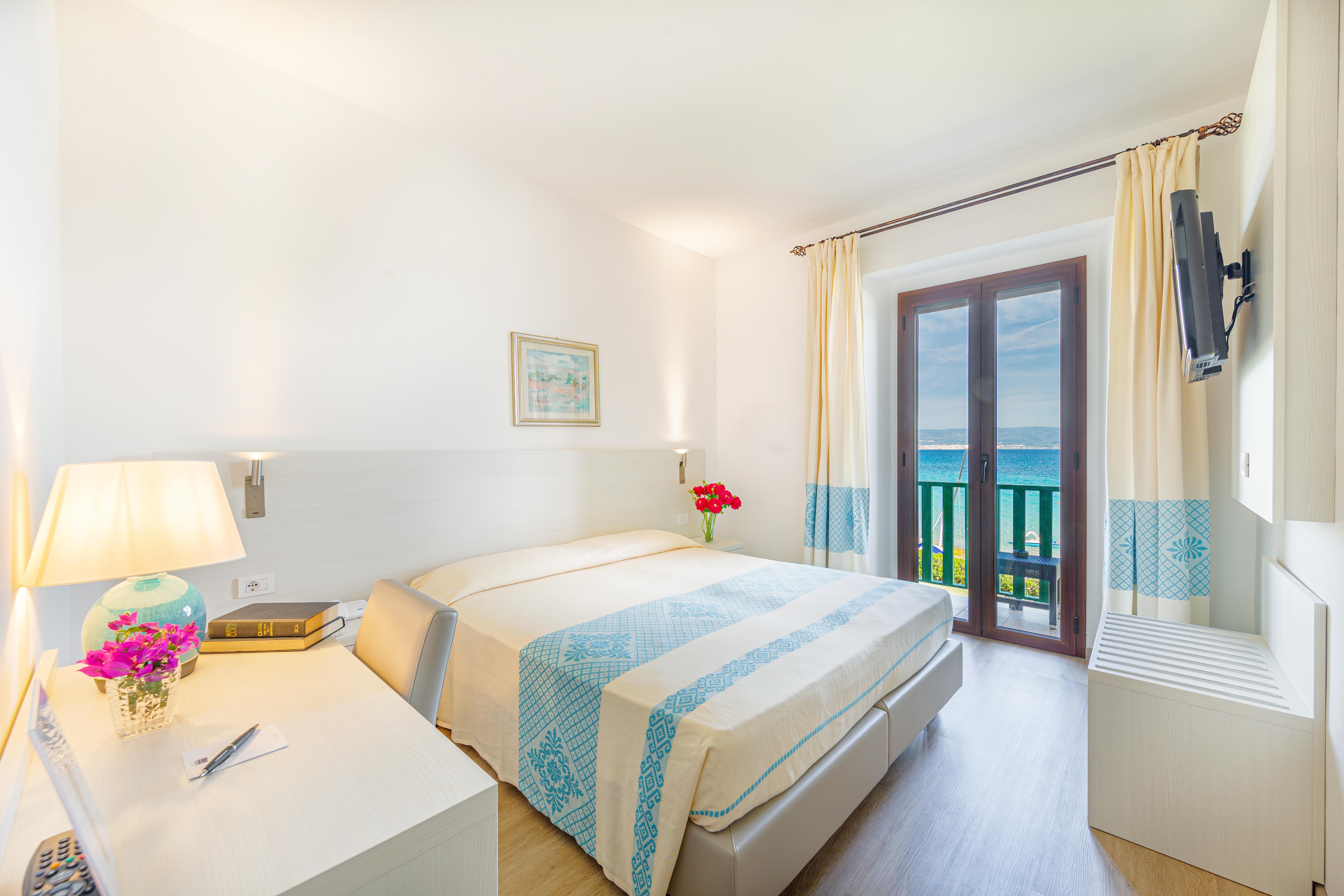 Hotel Dei Pini Fertilia Ngoại thất bức ảnh