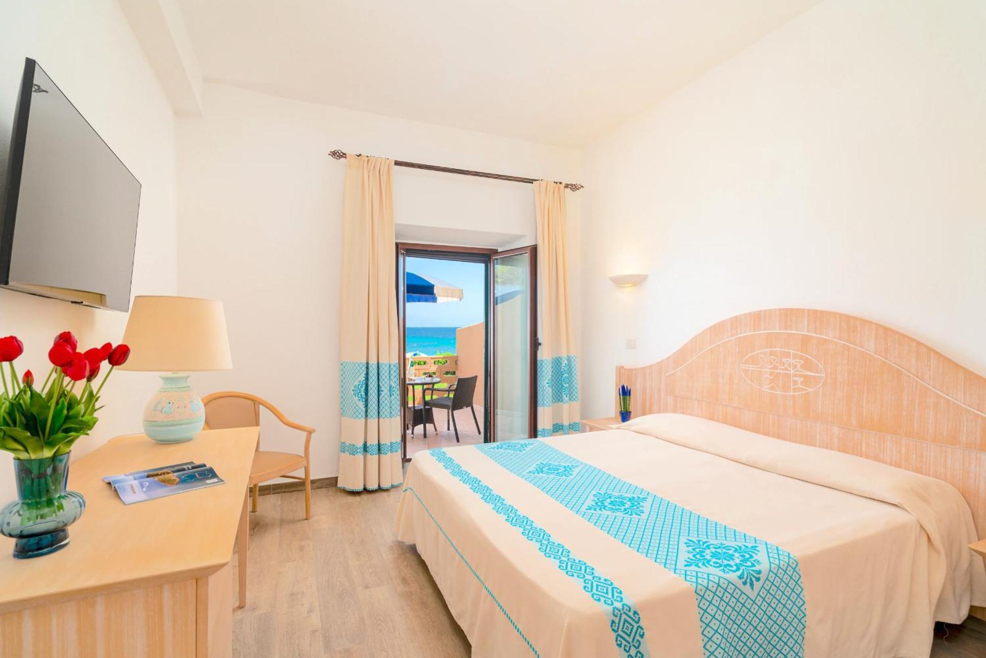 Hotel Dei Pini Fertilia Ngoại thất bức ảnh