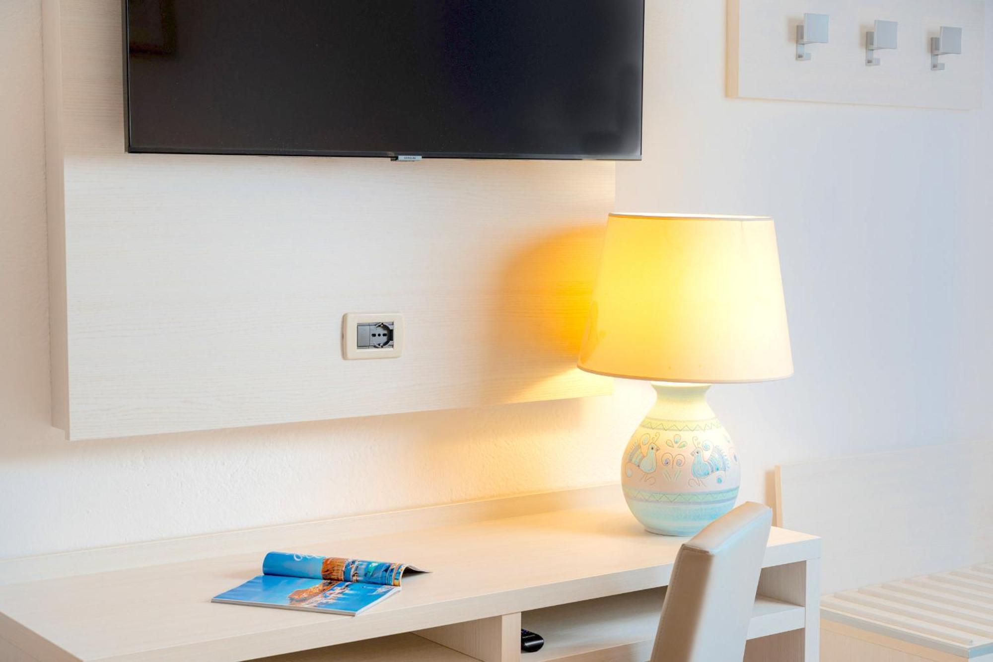 Hotel Dei Pini Fertilia Ngoại thất bức ảnh