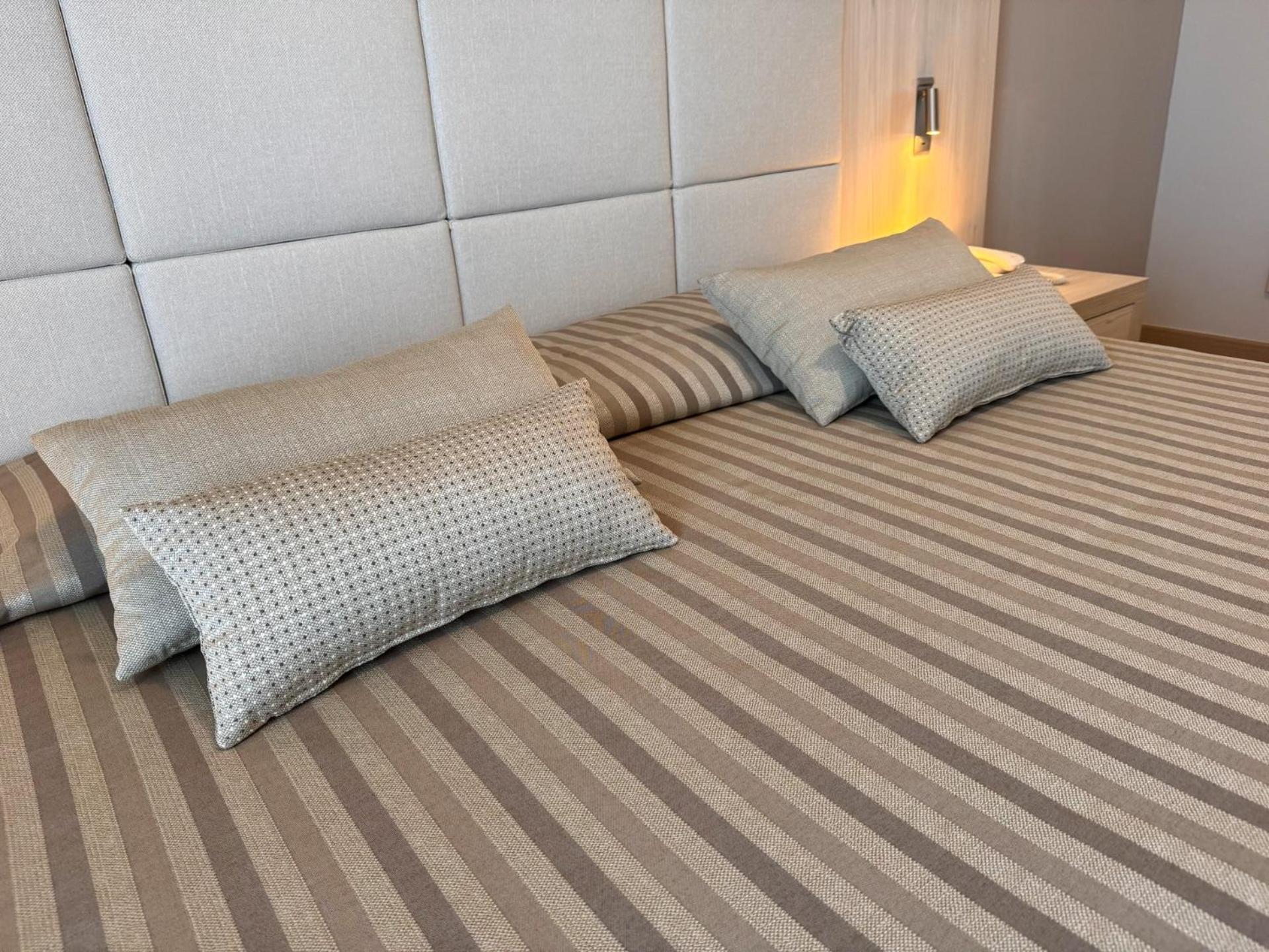 Hotel Dei Pini Fertilia Ngoại thất bức ảnh